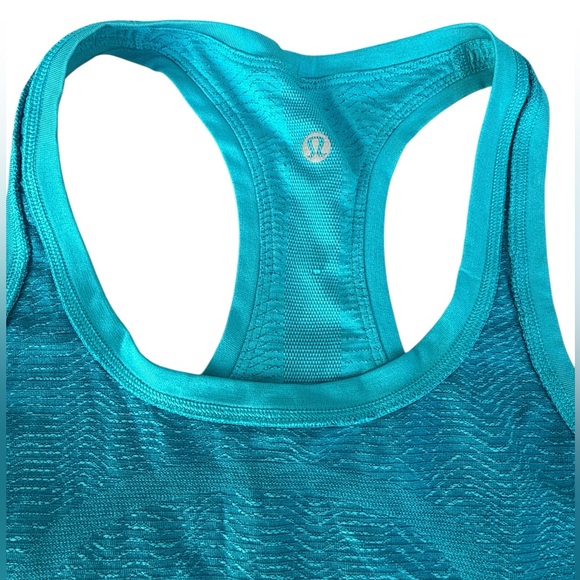 Lululemon Swiftly Tech Racerback 2.0 Race Size 4 - Picture 4 of 6